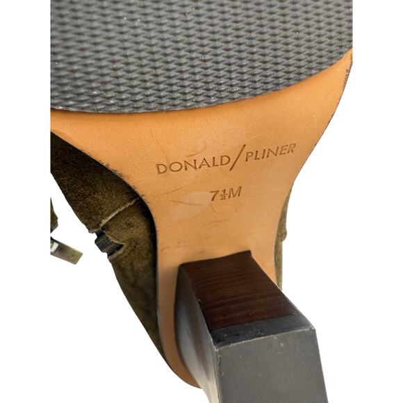 Donald J Pliner Khaki Green Suede Verie Pointed Toe Ankle Boots Booties 7.5 New - Picture 10 of 16